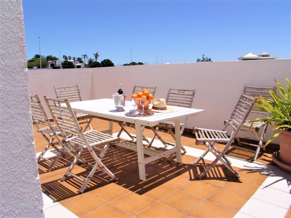 Villa Casas Luis With Private Pool à Puerto del Carmen  Extérieur photo